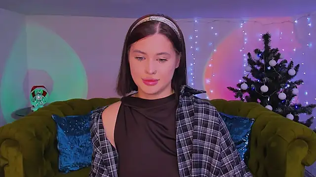 lil angel  online show from 16, 12, 2025