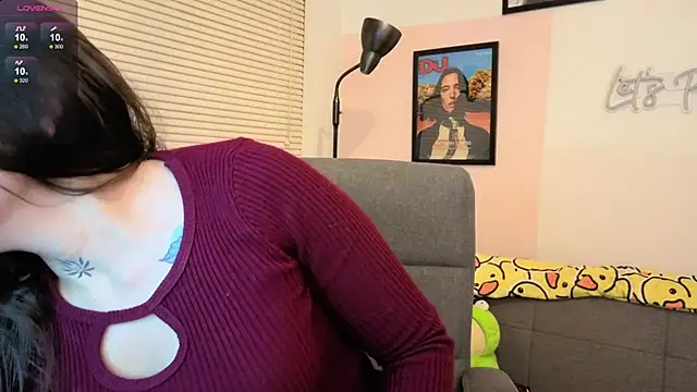 SujannaVarma  online show from 27, 11, 2025