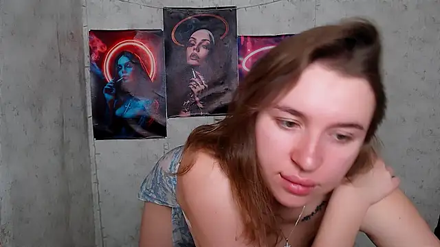 JuliaTopp  online show from 22, 11, 2025