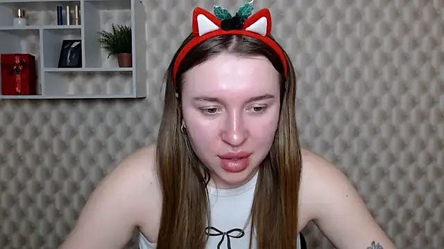 JuliaTopp  online show from 14, 2, 2026