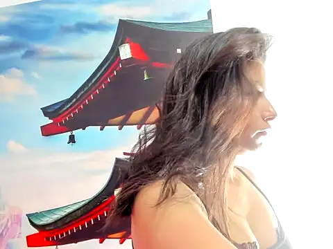  Roxxxane 09 online show from 9, 9, 2025