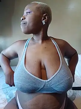 Snapshot of missboobiesSA chatting on 16, 6, 2026 missboobiesSA online show from 16, 6, 2026