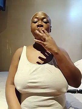 missboobiesSA online show from 27, 5, 2026