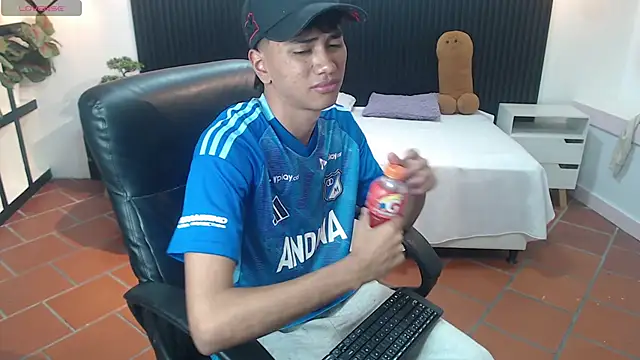 markbowie online show from 2, 12, 2025