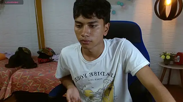 markbowie online show from 15, 11, 2025