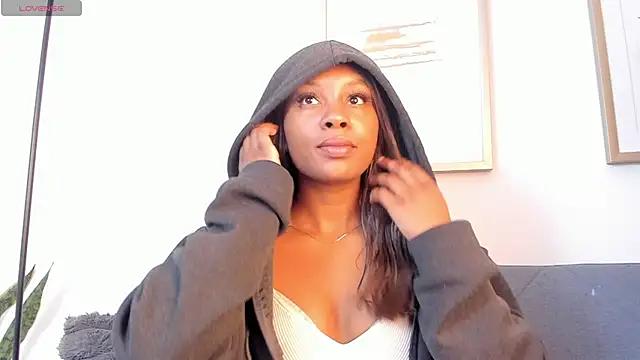 Coco joness online show from 16, 10, 2025