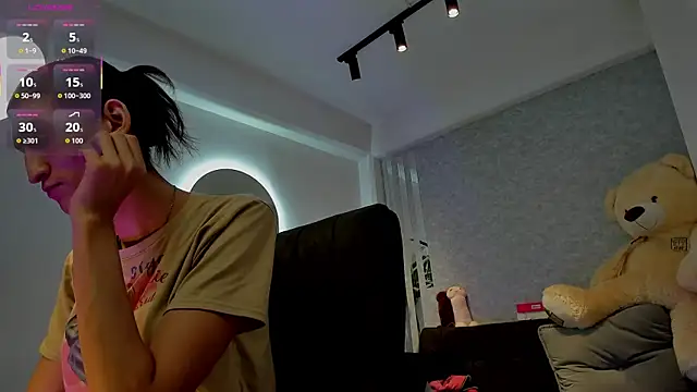 lily cash1 online show from 15, 4, 2026