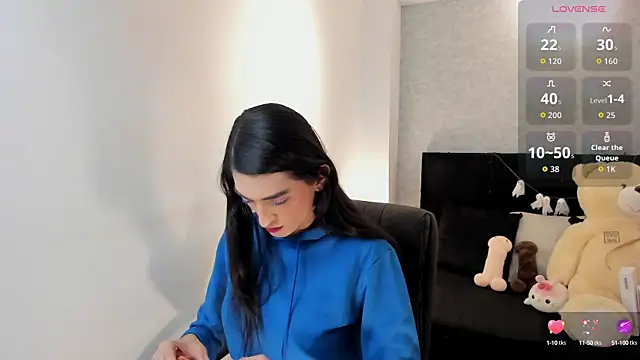 lily cash1 online show from 9, 10, 2025