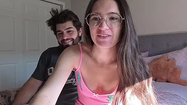 Snapshot of bambifarrina chatting on 14, 11, 2025 bambifarrina online show from 14, 11, 2025