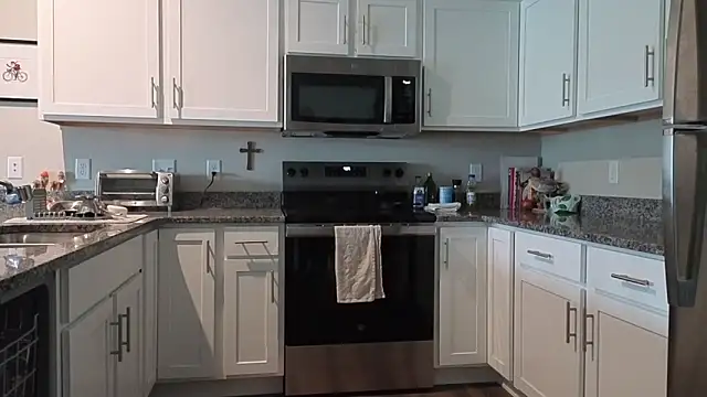 Snapshot of bambifarrina chatting on 18, 10, 2025 bambifarrina online show from 18, 10, 2025