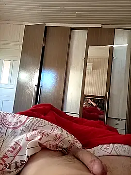 Gustavo198045 online show from 14, 4, 2026