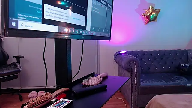 Foxxy Doll online show from 24, 10, 2025