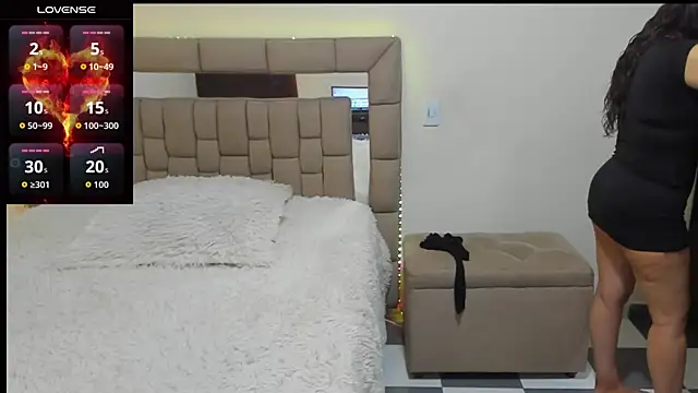 gabrielaponce11 online show from 23, 9, 2025