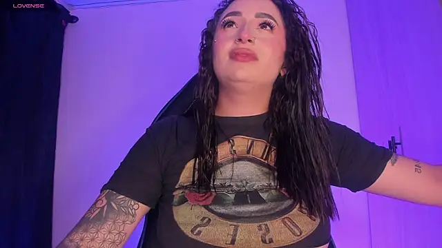 scarlett Collinss online show from 25, 7, 2026