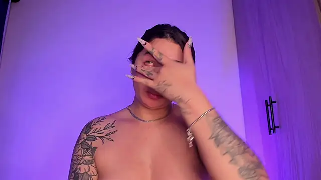 scarlett Collinss online show from 7, 1, 2026