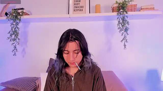 Snapshot of Vampgyal chatting on 21, 10, 2025 Vampgyal online show from 21, 10, 2025