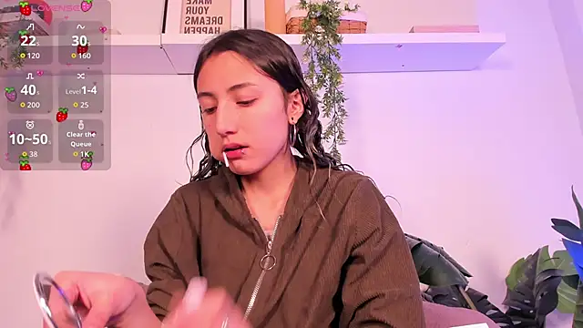 Snapshot of Vampgyal chatting on 15, 12, 2025 Vampgyal online show from 15, 12, 2025