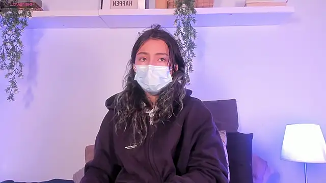 Snapshot of Vampgyal chatting on 14, 11, 2025 Vampgyal online show from 14, 11, 2025