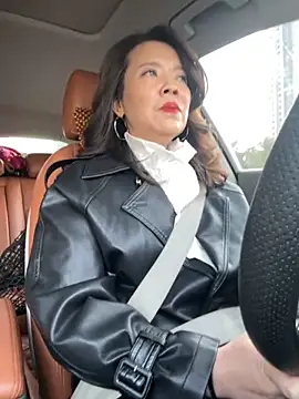 anna yngs online show from 1, 11, 2025