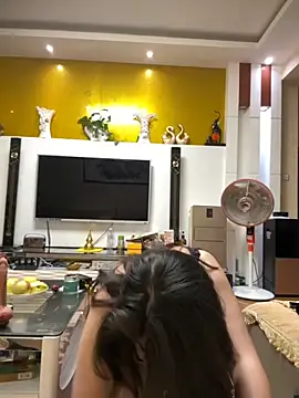 anna yngs online show from 21, 10, 2025