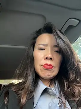 anna yngs online show from 28, 10, 2025