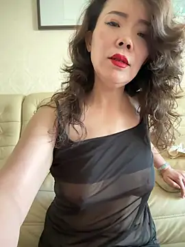 Snapshot of anna_yngs chatting on 27, 6, 2026 anna yngs online show from 27, 6, 2026
