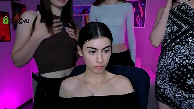 Snapshot of kaisy_star chatting on 13, 11, 2025 kaisy star online show from 13, 11, 2025