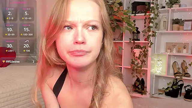 Snapshot of Kara_smalltits chatting on 18, 1, 2026 Kara smalltits online show from 18, 1, 2026