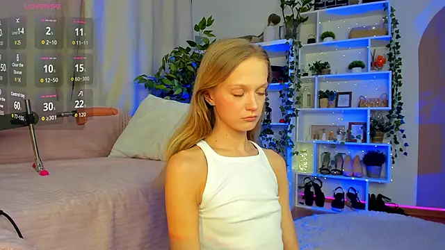 Kara smalltits online show from 23, 11, 2025