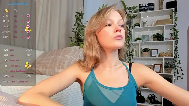 Kara smalltits online show from 24, 9, 2025