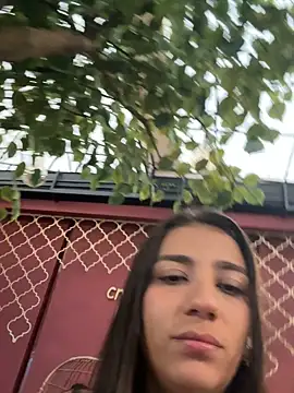 -juicy  online show from 27, 10, 2025