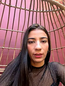 -juicy  online show from 11, 1, 2026