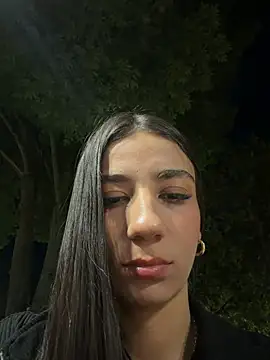 -juicy  online show from 14, 6, 2026