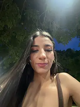 Snapshot of -juicy_ chatting on 7, 7, 2026 -juicy online show from 7, 7, 2026
