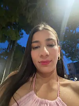 Snapshot of -juicy_ chatting on 3, 8, 2026 -juicy online show from 3, 8, 2026
