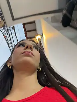 -juicy  online show from 16, 4, 2026