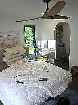 iamthepublickmasterbater online show from 11, 1, 2026