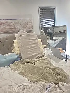 iamthepublickmasterbater online show from 3, 2, 2026