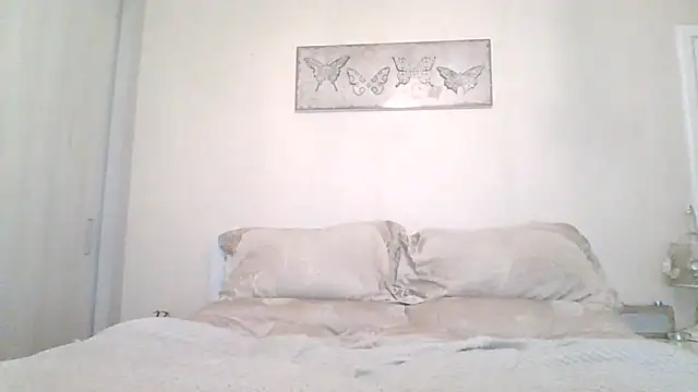 EllaKent online show from 8, 3, 2026