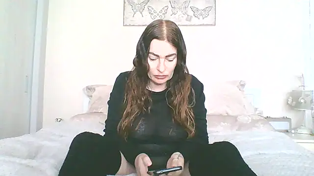 EllaKent online show from 31, 3, 2026