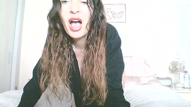 EllaKent online show from 7, 4, 2026