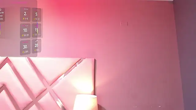 Snapshot of VioletLux chatting on 6, 10, 2025 VioletLux online show from 6, 10, 2025