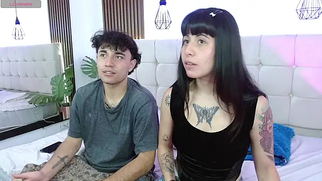 Aprhil Blaze online show from 29, 9, 2025