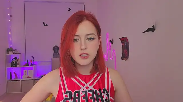 bananasgirl online show from 24, 10, 2025