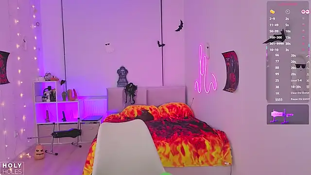 bananasgirl online show from 31, 10, 2025