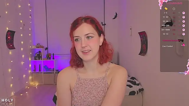 bananasgirl online show from 12, 11, 2025