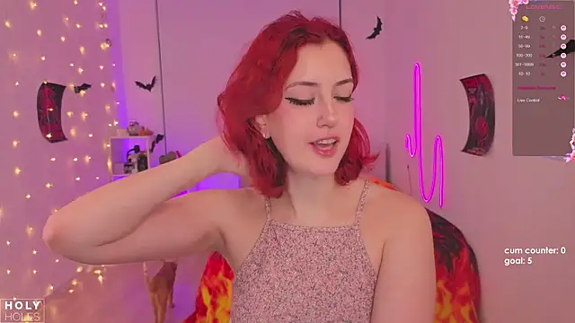 bananasgirl online show from 30, 10, 2025