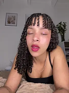 Snapshot of Yasmin777_ chatting on 11, 6, 2026 Yasmin777 online show from 11, 6, 2026