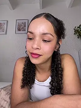 Snapshot of Yasmin777_ chatting on 15, 7, 2026 Yasmin777 online show from 15, 7, 2026