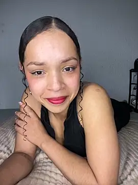 Yasmin777  online show from 3, 12, 2025